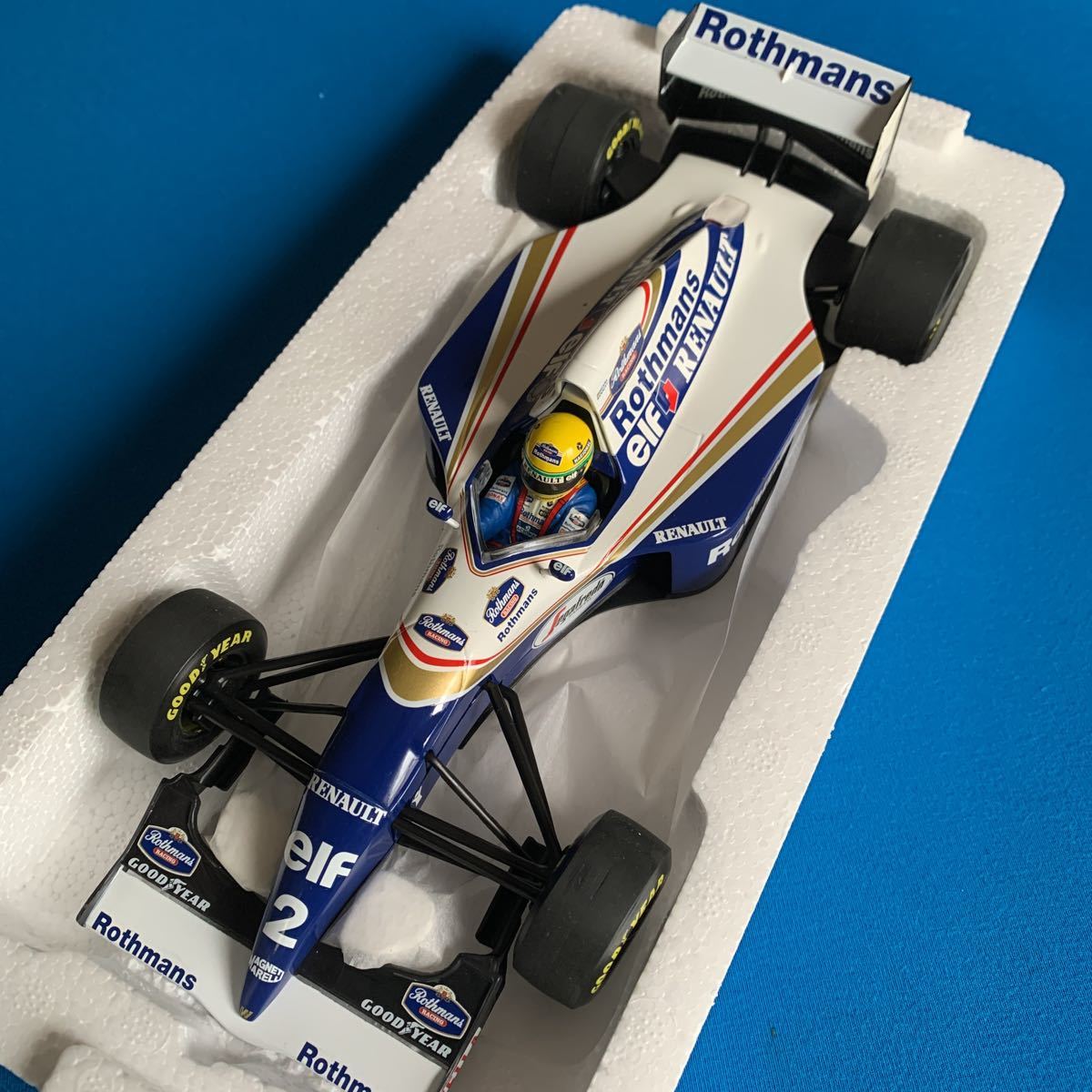 品質証明書付き 1/18 FW16 ルノー 1994 ロスマンズ A.セナ タバコロゴ
