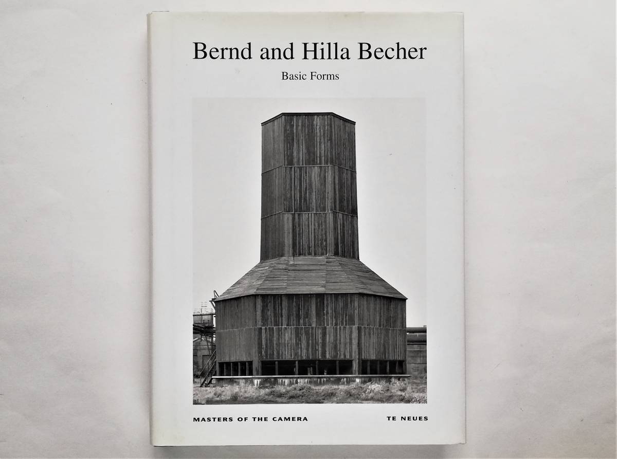 Bernd & Hilla Becher　Basic Forms　ベルント＆ヒラ・ベッヒャー