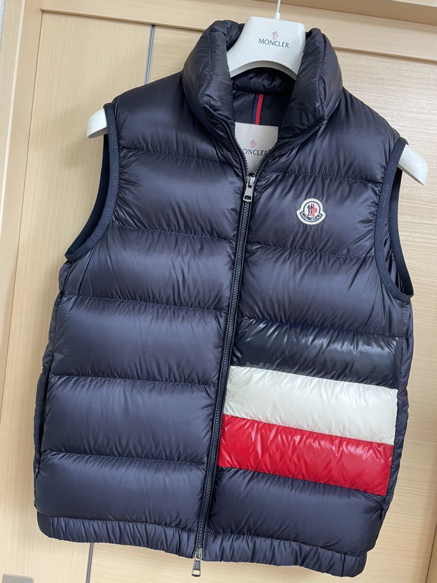 41%割引M経典ブランド 最終値下☆超美品☆国内正規品モンクレール 値引きする モンクレール ダウンベスト 美品 ダウンベスト