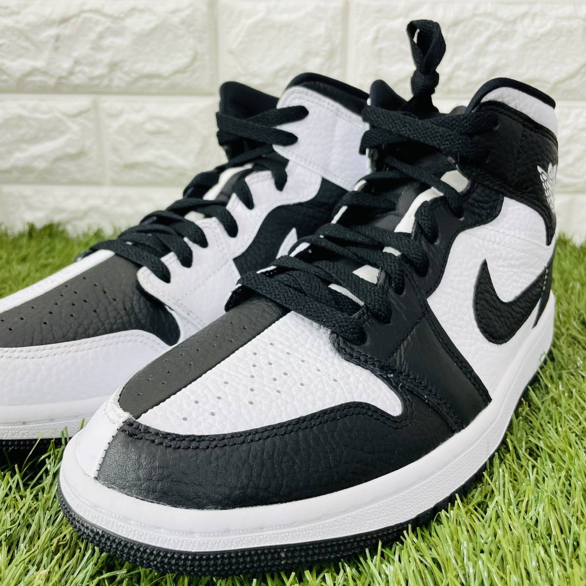 即決 ナイキ ウィメンズ エア ジョーダン 1 ミッド SE オマージュ NIKE WMNS AIR JORDAN 1 MID AJ1 白黒 26.0cm 送料込み DR0501-101_画像10