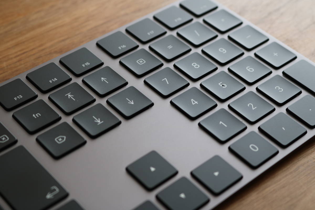 [中古動作品/稀少] Apple Magic Keyboard with Numeric Keypad JIS Space Gray/テンキー付き JIS配列 スペースグレイ A1843 MRMH2J/A