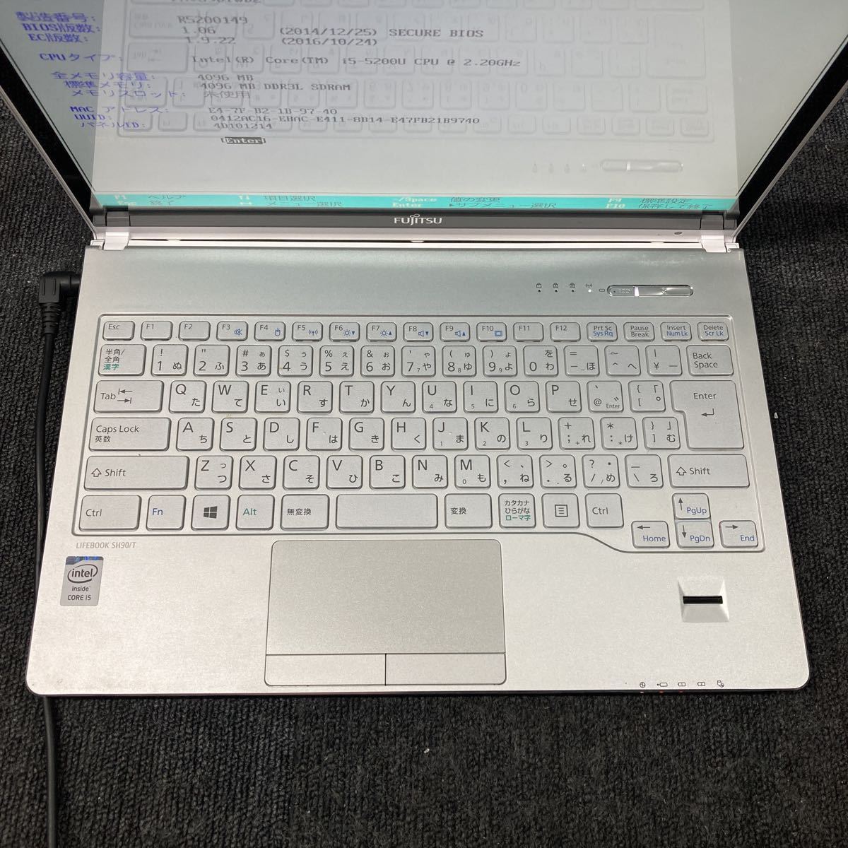 JJ-861 激安 ノートPC FUJITSU 富士通 LIFEBOOK SH90/T FMVS90TWD2 Core i5 5200U 2.20GHz メモリ4GB内蔵 BIOS立ち上がり確認済み ジャンク_画像3