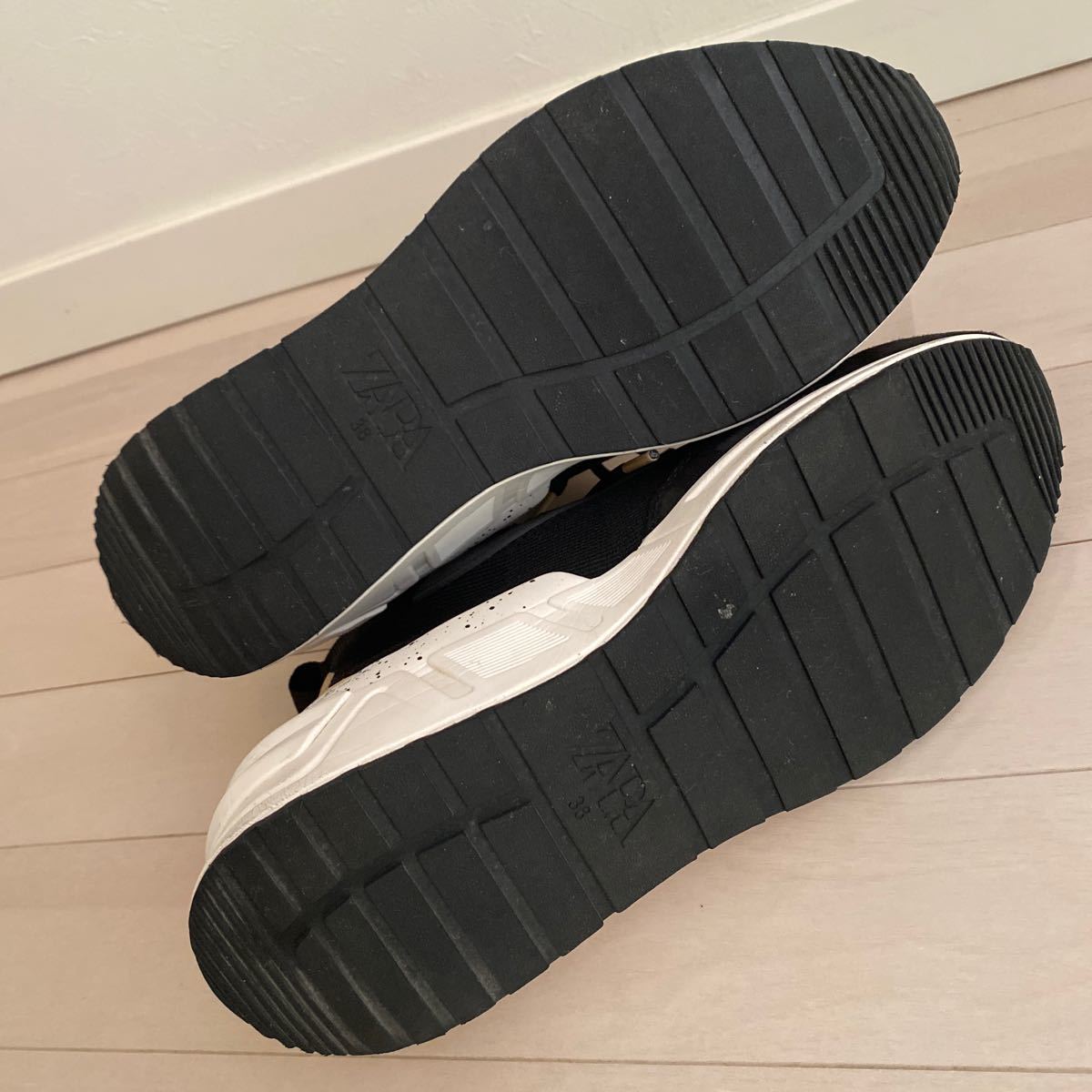 ZARA コントラストハイカットスニーカー