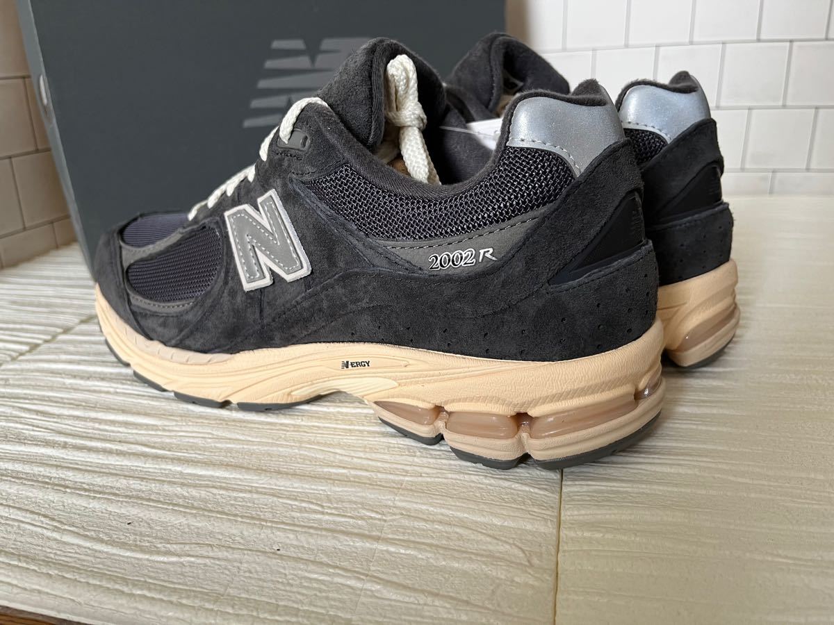 ニューバランス 2002R "ファントム　New Balance 2002R   新品未使用　27cm