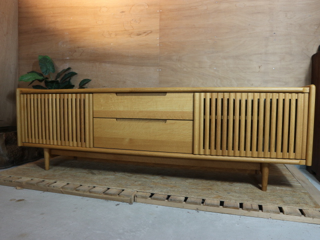 予約販売品 美品 飛騨産業 viola ビオラ ウォールナット 無垢材 テレビ