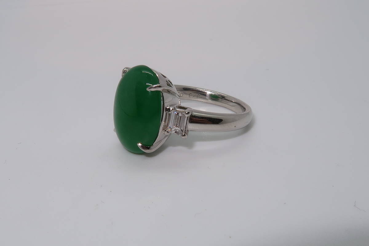 □□Pt900 翡翠 ヒスイ 9.48ct ダイヤモンド 0.50ct リング 14号 鑑別
