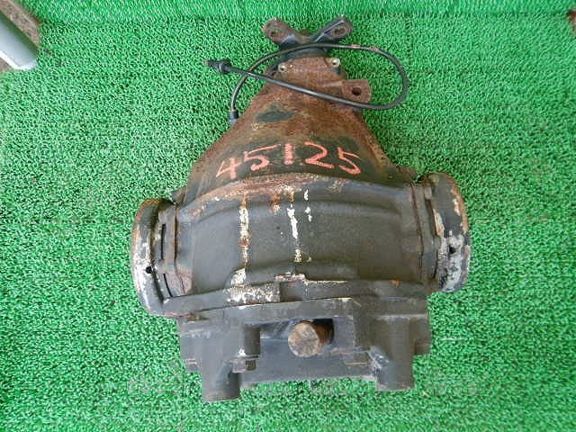 * Benz 500SE/S500 W140 S Class 92 year 140050 rear differential gear / rear diff ( stock No:45125) (3793) *