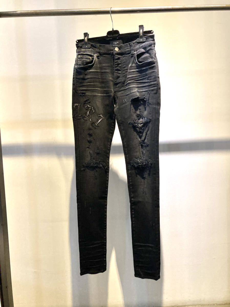 AMIRI アミリ OLD ENGLISH LOGO JEAN スキニージーンズ ブラックデニム 30インチ_画像2