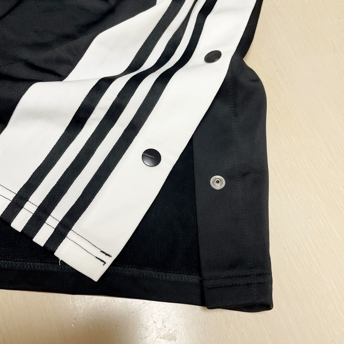 新品 adidas アディブレイク スカート 定価7689円 Mサイズ 新品 adidas アディブレイク スカート 定価7689円 Mサイズ
