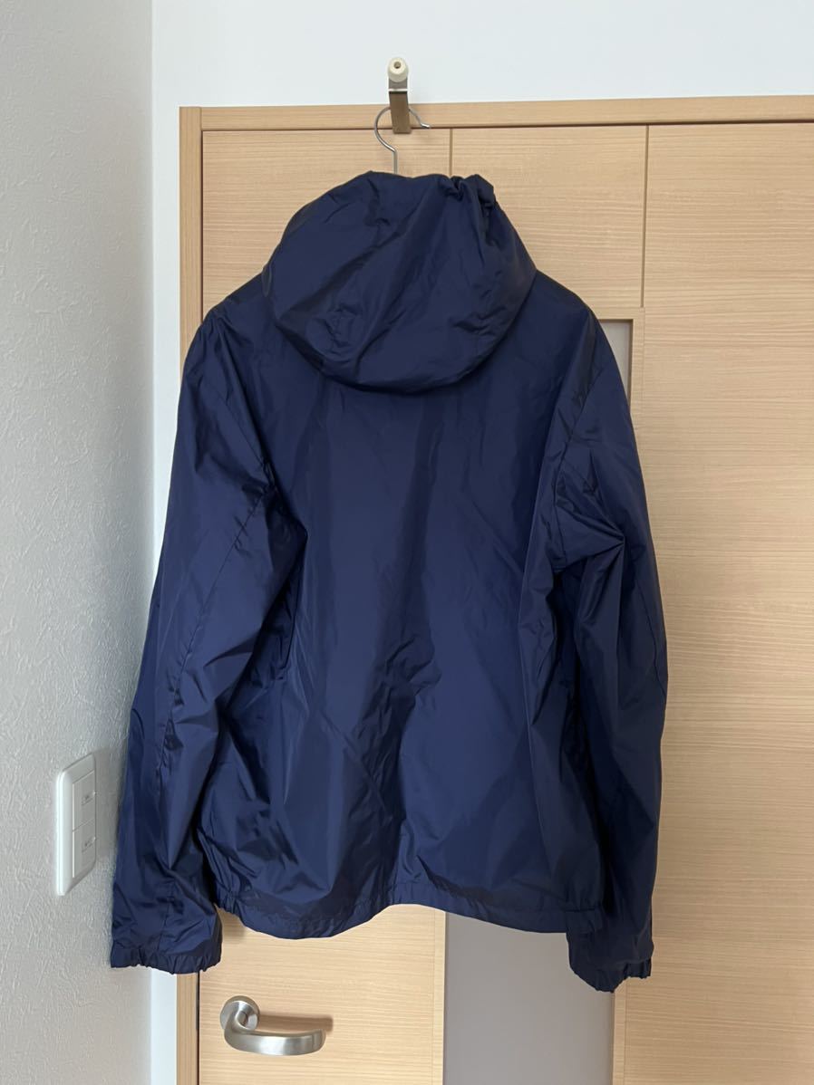 最終出品【新品美品】モンクレール MONCLER CRETES サイズ:4 ロゴ総柄