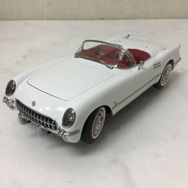 1円~ オートアート 1/18 シボレー コルベット 1953 POLO ホワイト