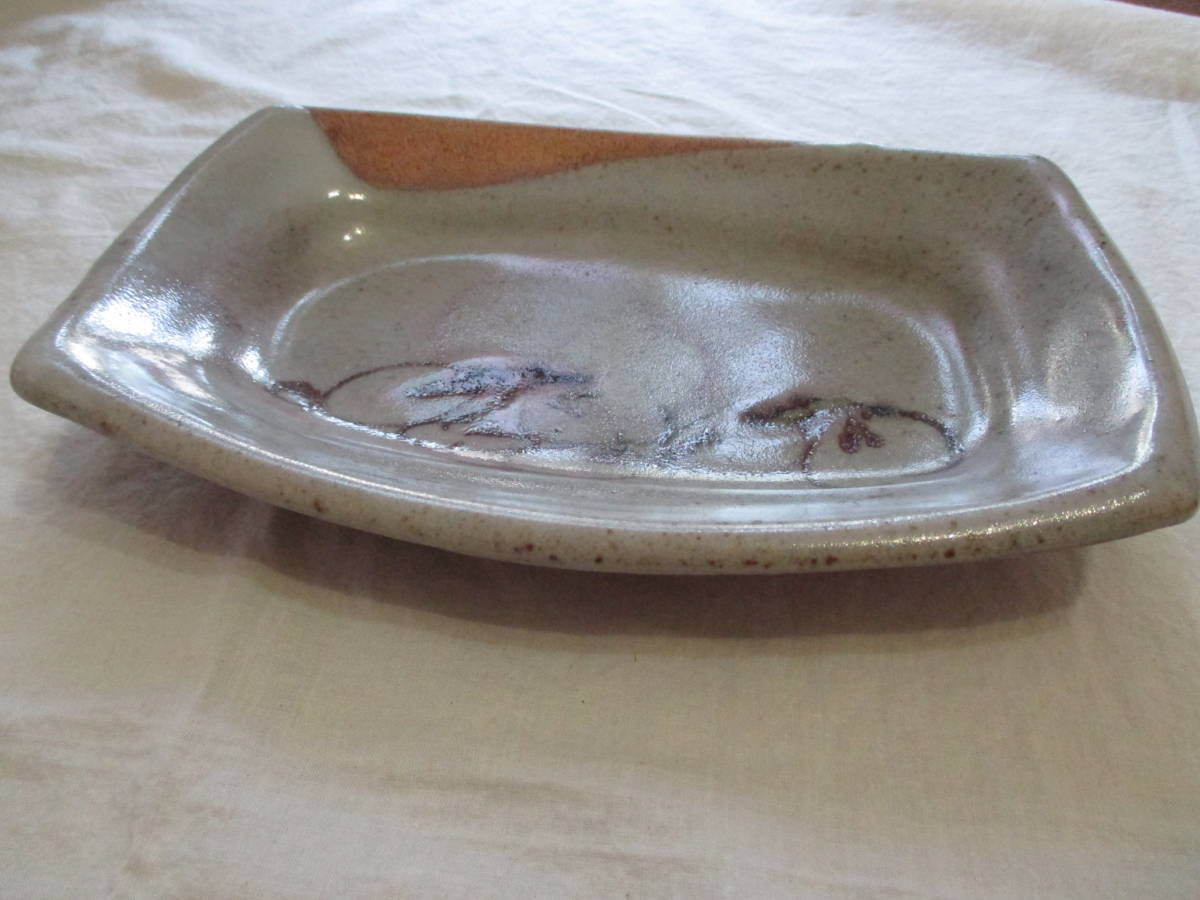 焼物皿 盛り皿 大皿 寿司 オードブル 和食器 手作り感 四角皿 長方形の皿 重厚感 重みのある皿 厚みのあるお皿 希少 レア オリジナル_画像5