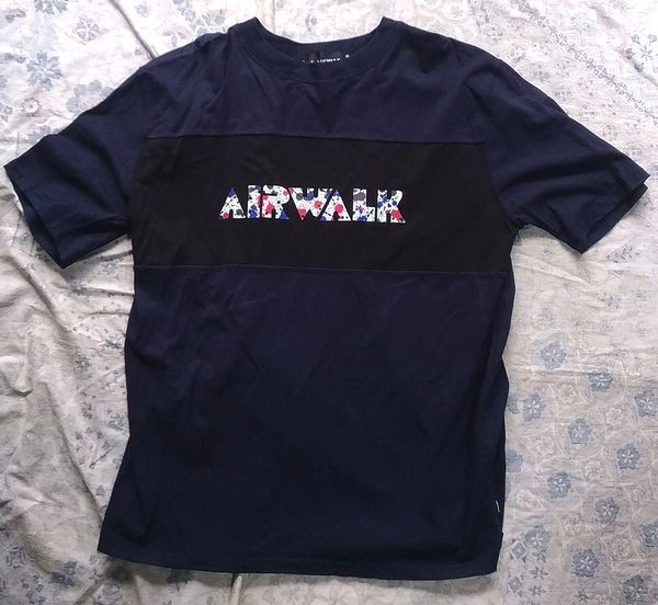 AIRWALK 半袖Ｔシャツ ＸＬサイズ 濃紺系 ロゴ柄 ＬＬ air walk エアウォーク used_画像1