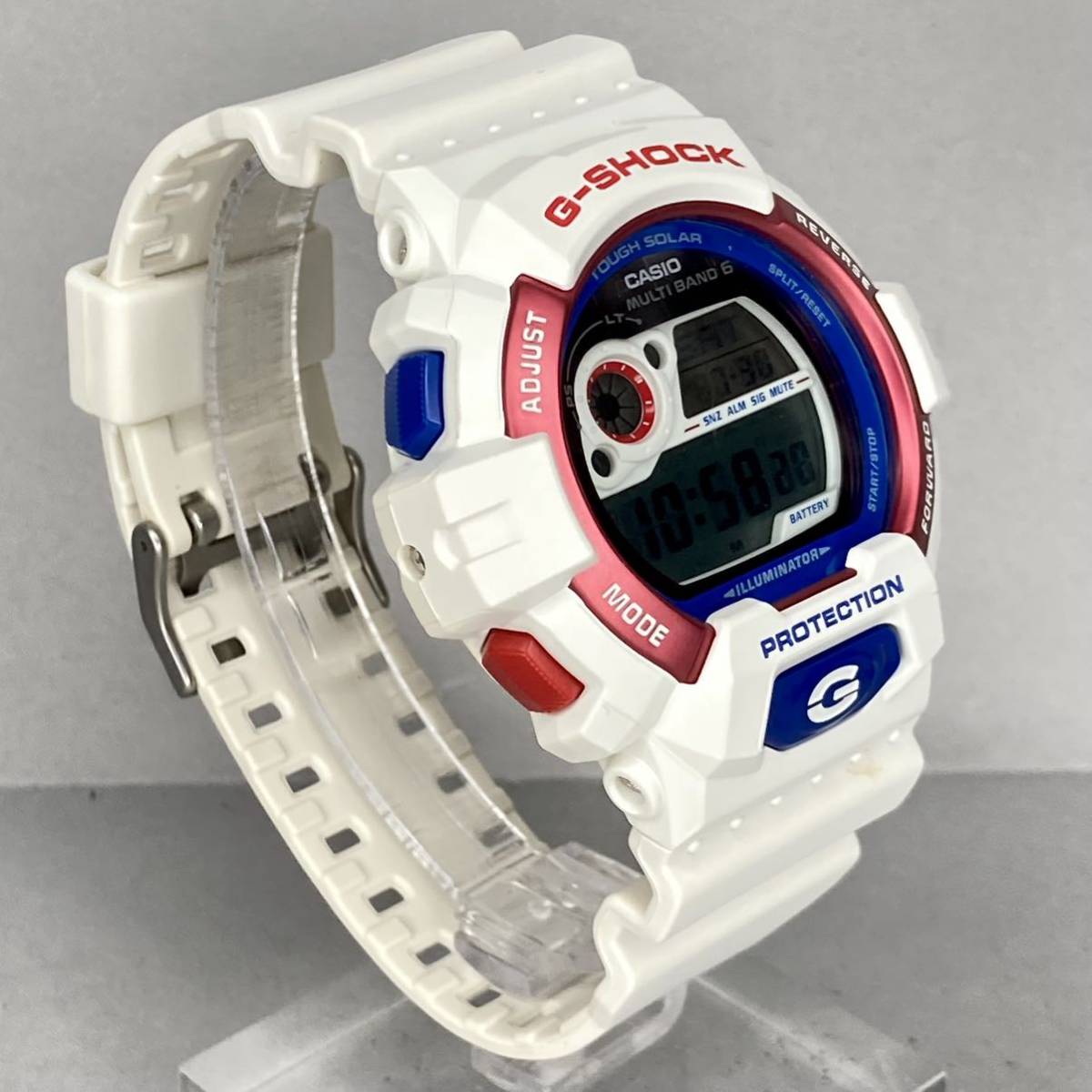 未使用同様 極美品 G-SHOCK GW-8900TR-7JF White Tricolor Series