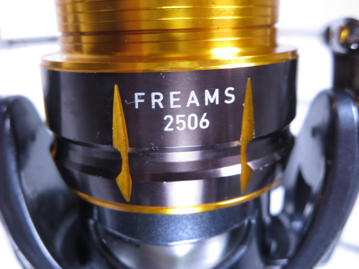 鑄 ダイワ 15 フリームス 2506 DAIWA FREAMS グローブライド スピニングリール 2203_画像2