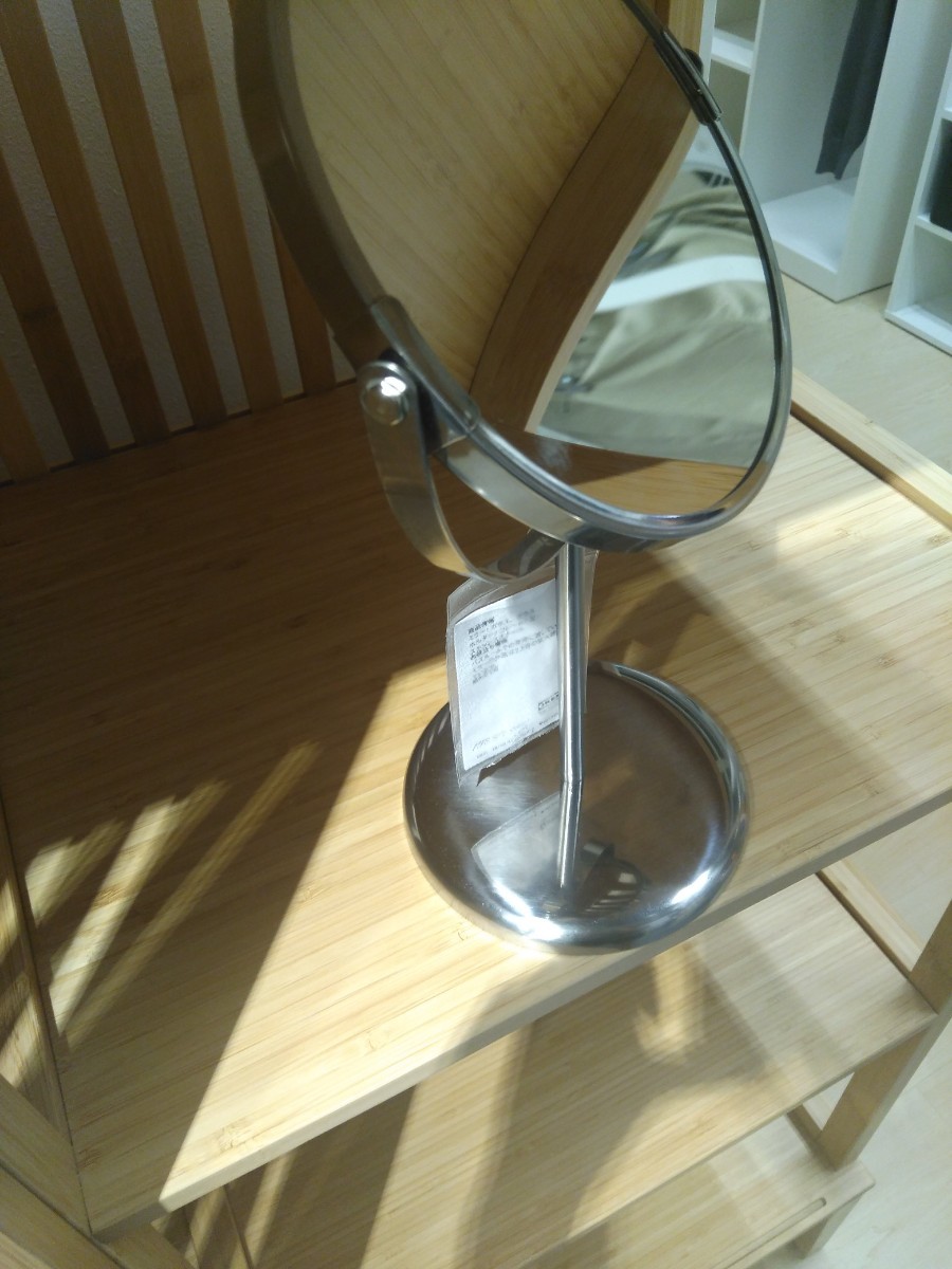 IKEA新品　イケア　ミラー 卓上鏡　お洒落な スタンドミラー/トレンスーム