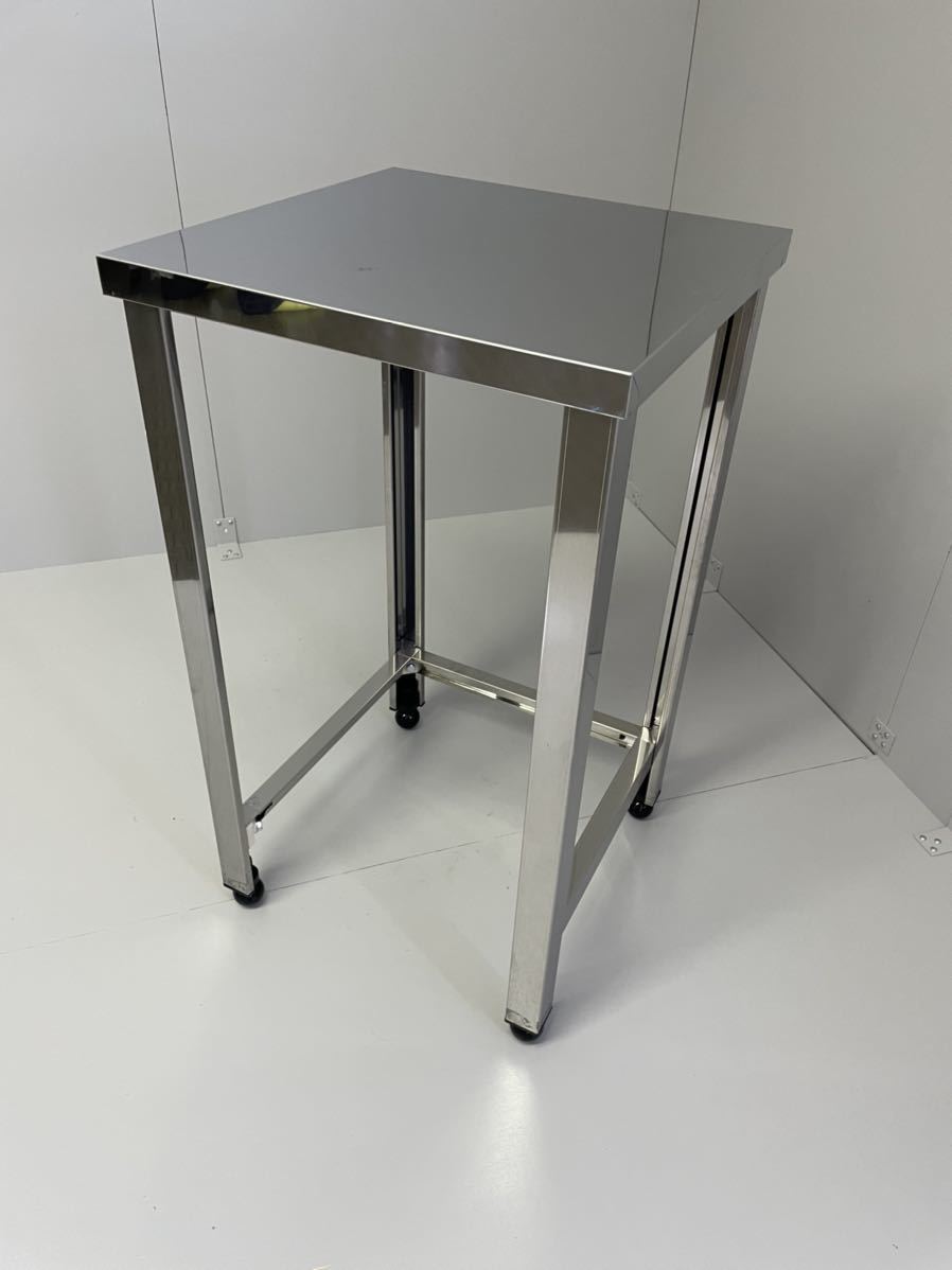 ☆税込送料無料☆ 開封品 未使用 展示品 業務用 ステンレス 作業台 スキマ台 サーバー台 調理台 450×450×800 3方枠 足調整可能 119