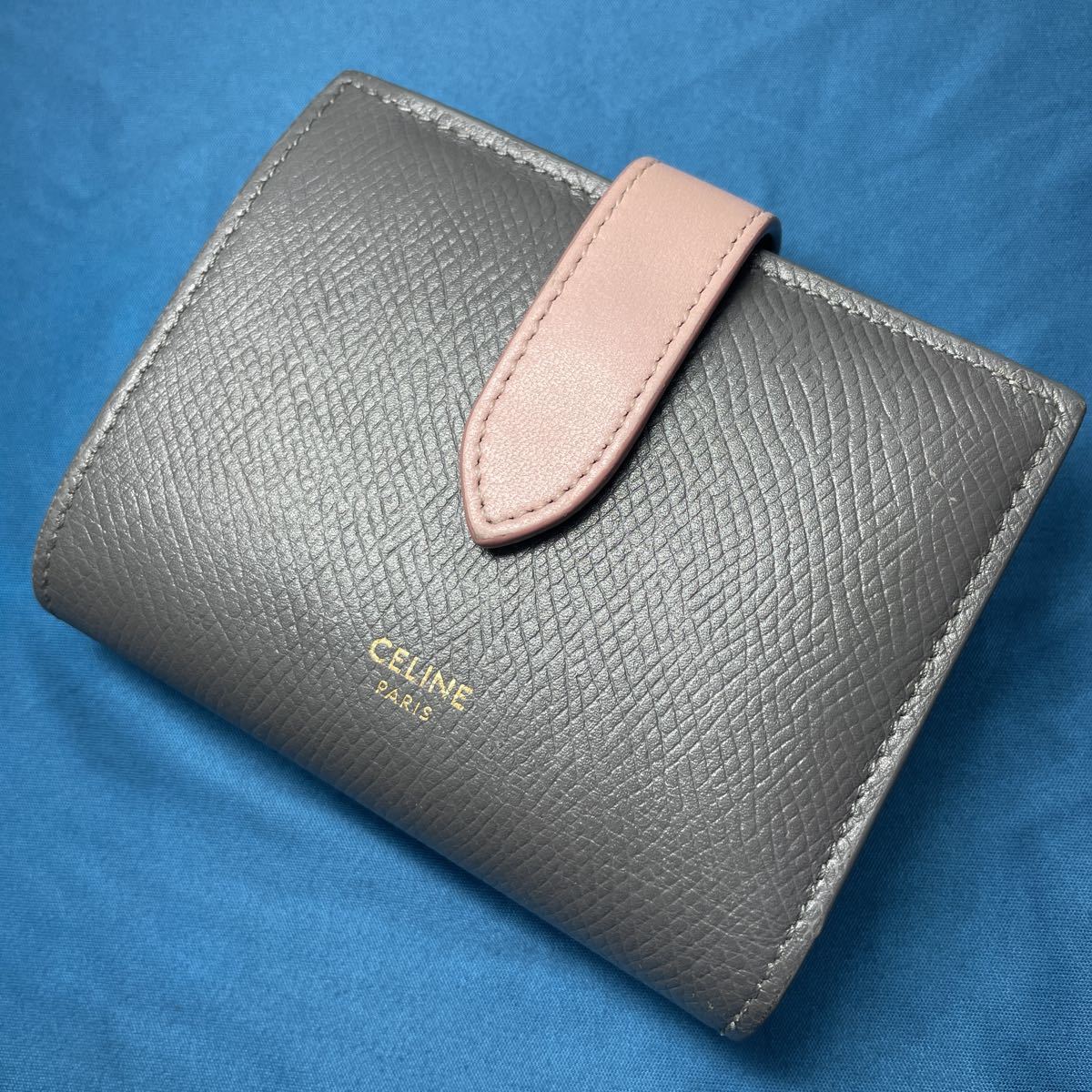 日本製 ✨美品✨セリーヌ スモールストラップウォレット 二つ折り財布 