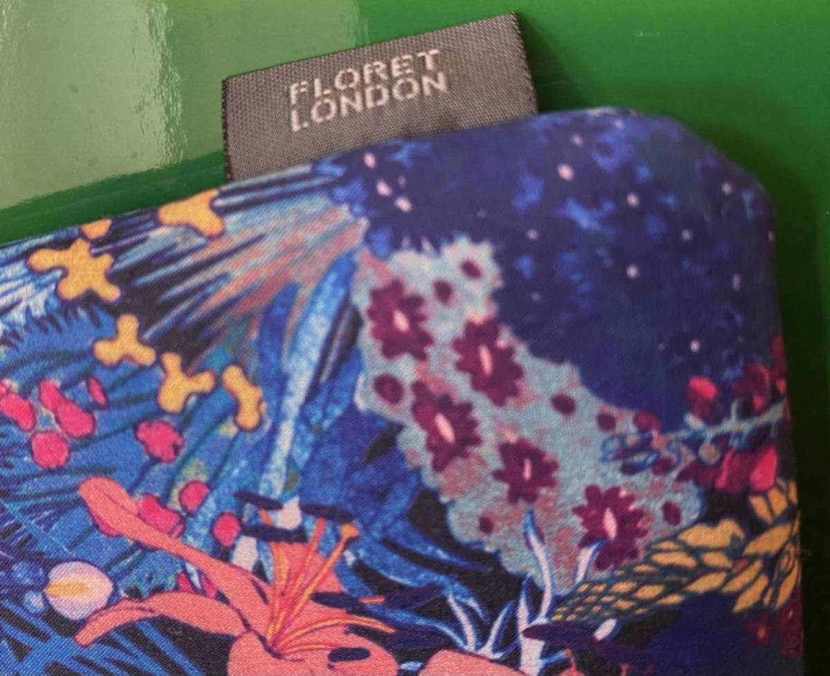 LIBERTYリバティプリント　ラウンドウォレット　コンパクト財布 FLORET LONDON フローレットロンドン　小物入れ　カードケース_画像4