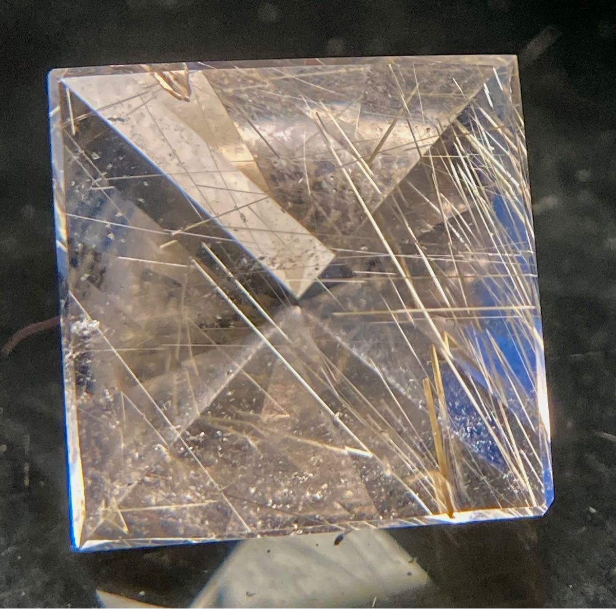 ルチルクォーツ ジェムストーン 3.90ct ルチル 裸石 ルース 天然ルチル