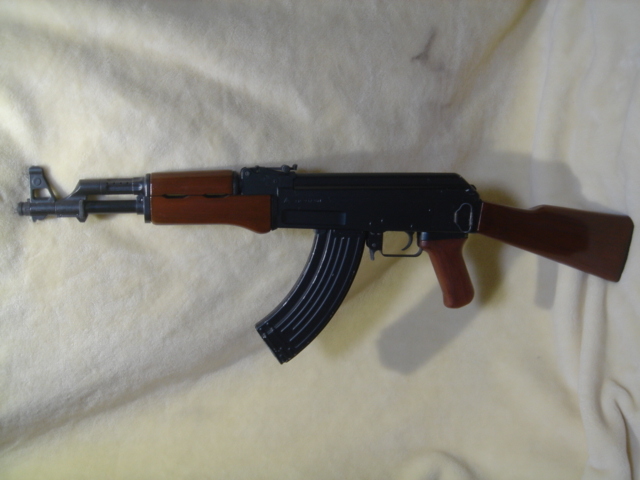 東京マルイ AK47 スタンダード電動ガン 多弾マガジンセット *送料無料