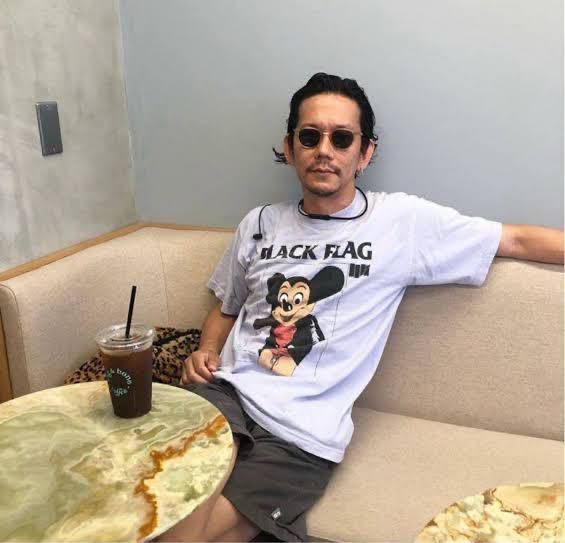 野村訓市 発禁Tシャツ black flag ミッキーT / ブラックフラッグ ...