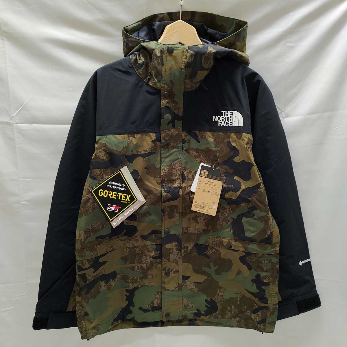 未使用】Novelty Mountain Light Jacket-