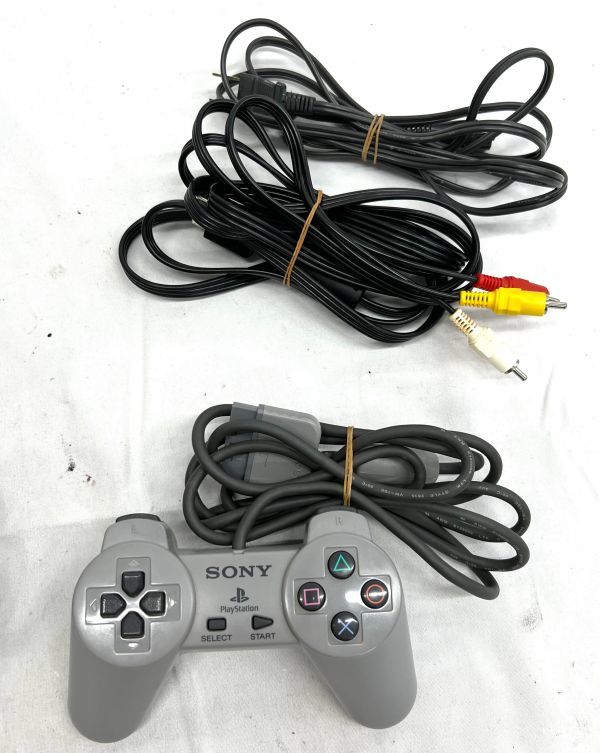 ★おすすめ★ SONY PlayStation 本体 ソニー プレイステーション PS1 SCPH-5500 ゲーム機 カセットセット 動作未確認　SAYY0724-21_画像5