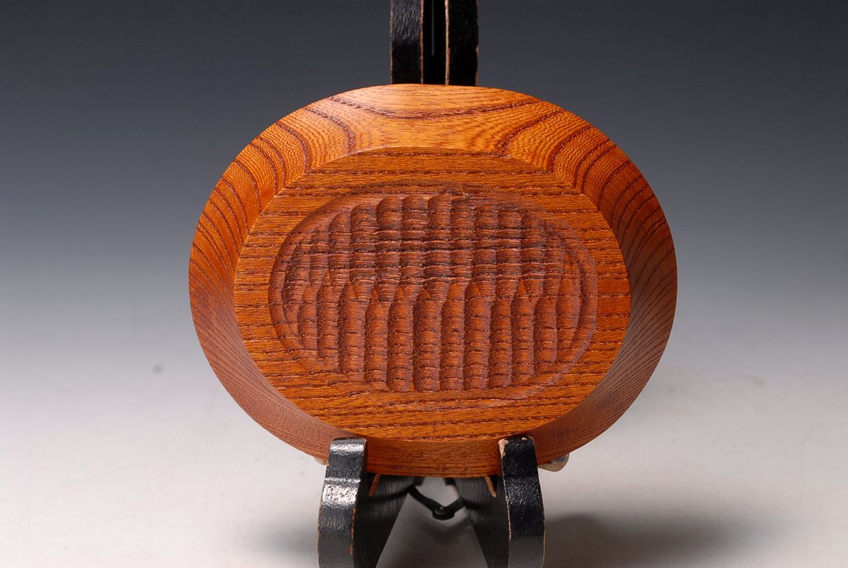 2388-1 木工 作家物 作者不明 刳り貫き 無垢 漆 オーバル皿 木の皿の画像3
