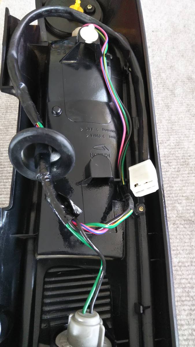 item_image_3