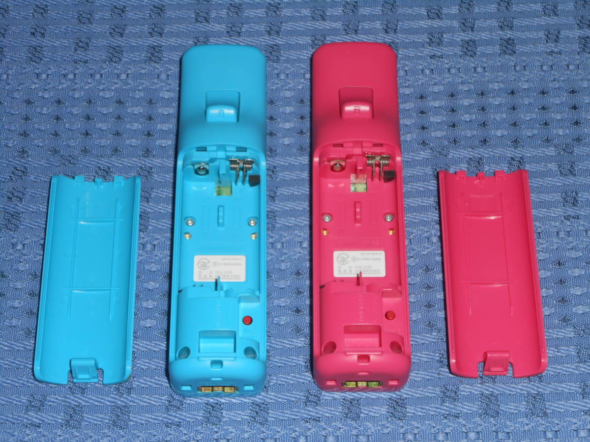Wiiリモコンプラス(Wiiモーションプラス内蔵)２個セット ストラップ付き 青(ao ブルー)１個・桃(pink ピンク)１個 RVL-036 任天堂 Nintendo