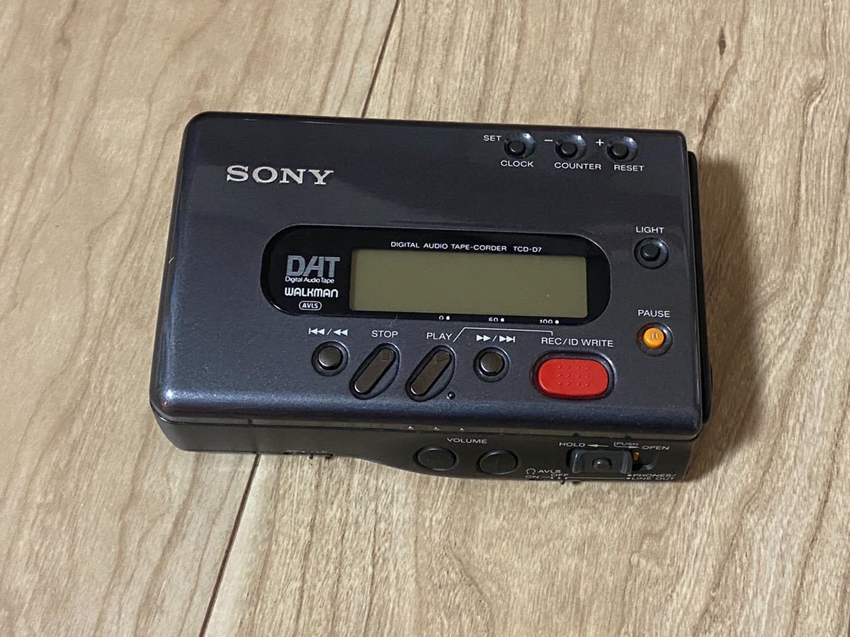 格安安い】 SONY - SONY DAT ウォークマン WALKMAN TCD-D7の通販 by