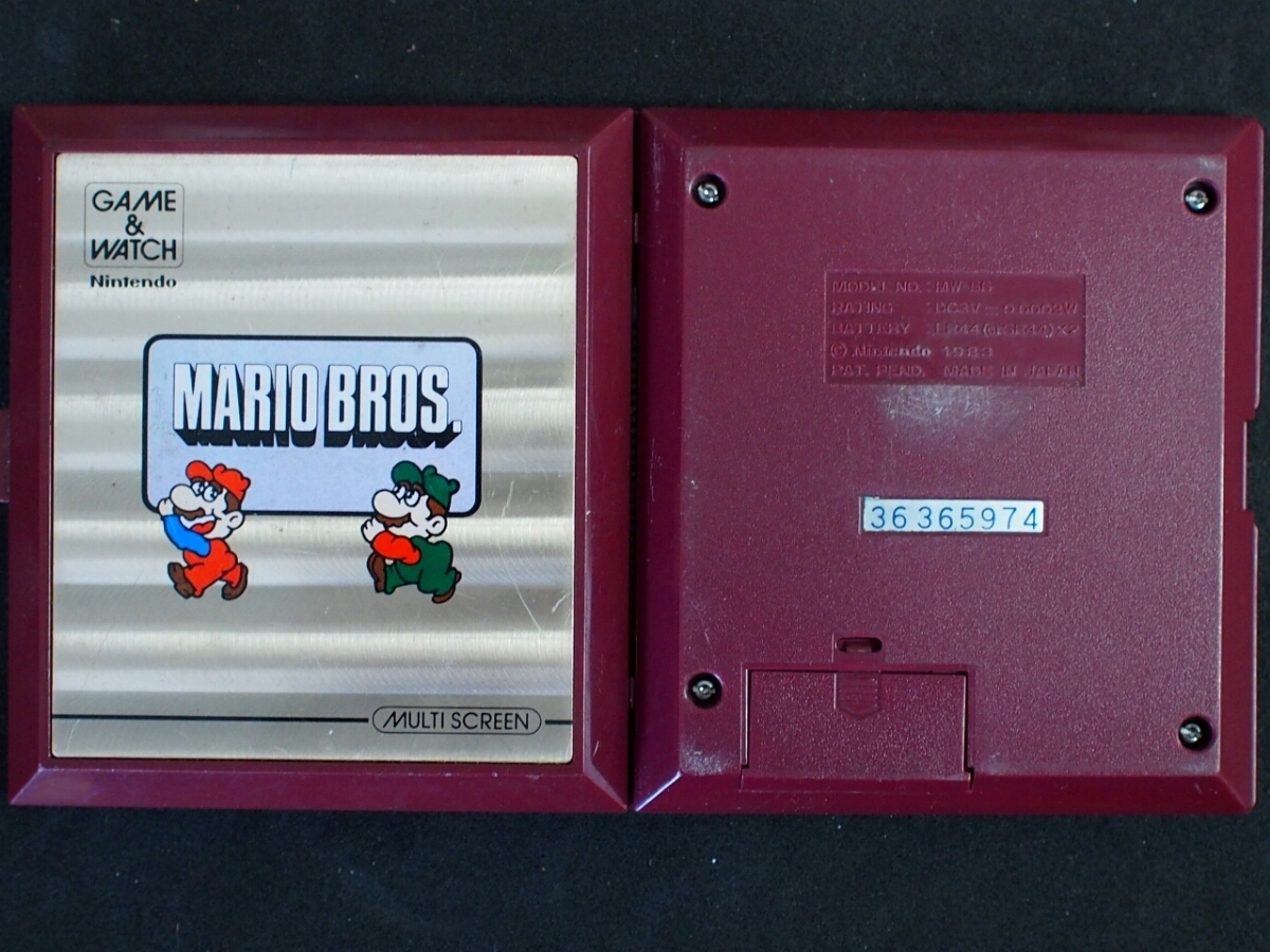  super-rare Vintage Game & Watch GAME&WATCH nintendo Nintendo Mario Brothers MARIOBROS MW-56 1983 year made No.6447