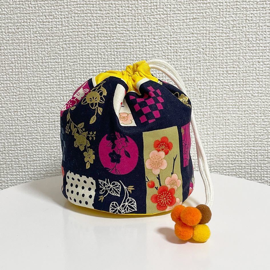 ハンドメイド　丸底 巾著★和柄（黒）