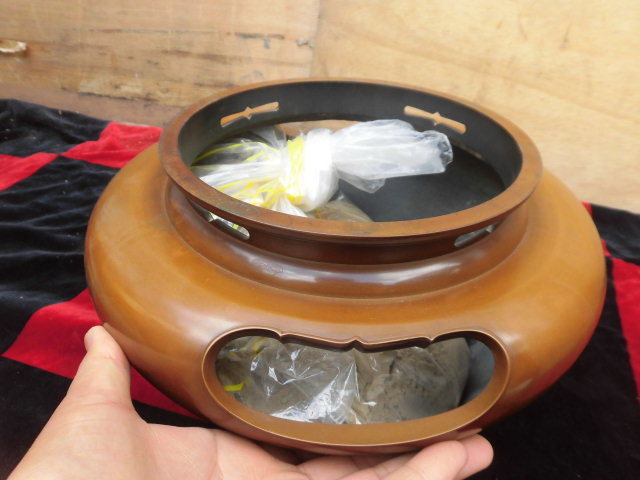 ☆唐銅 利休大居士好写 切合朝鮮風炉 真形釜添 南鐐摘付 銀摘/風炉師
