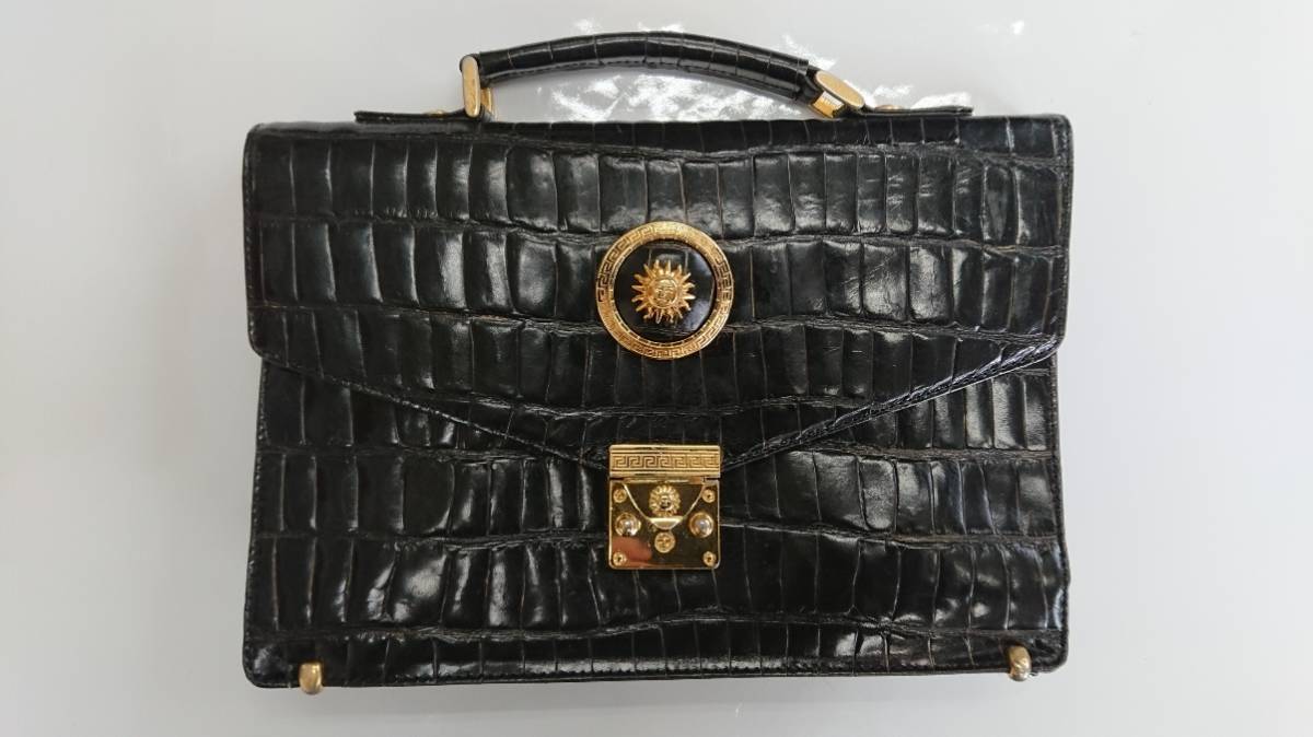 希少品(USED)【VERSACE(ヴェルサーチ)メディユーサ【クロコ型押し