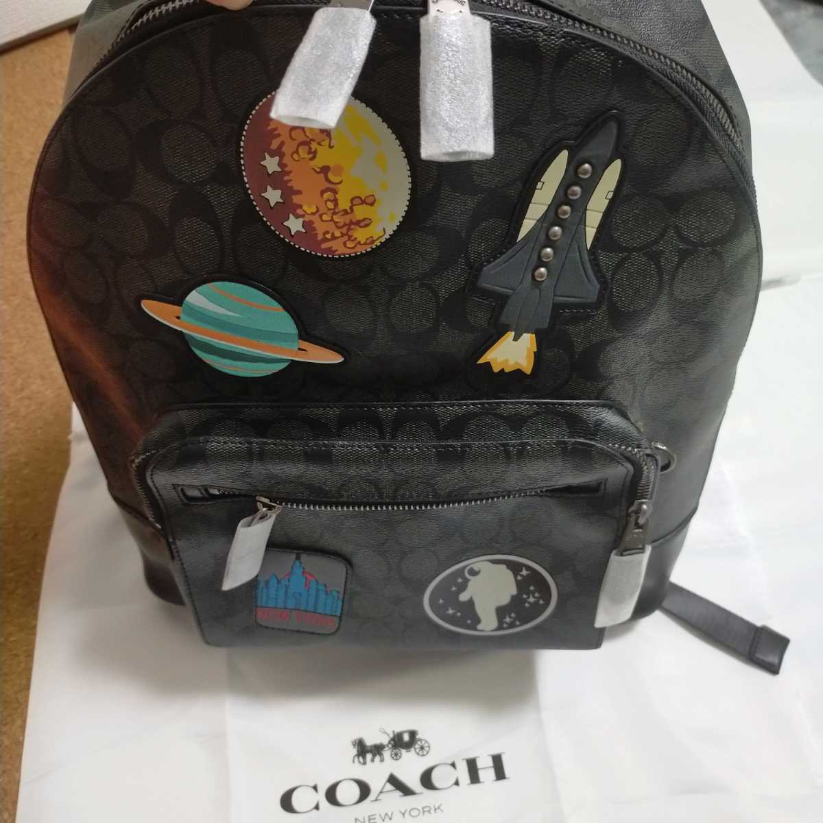新規上場商品 COACH ⭐ NASAインスピレーション リュックバックパック