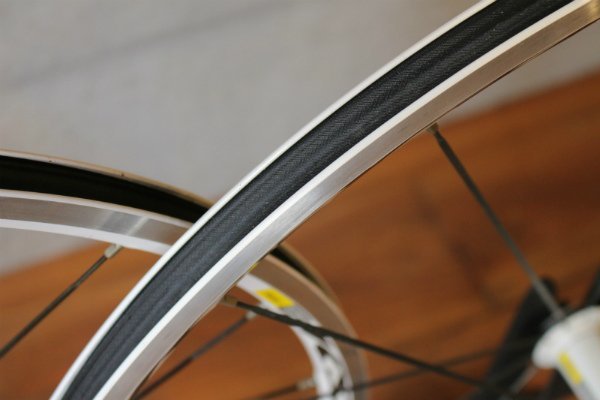 白リム!マヴィック MAVIC キシリウム KSYRIUM エキップ EQUIPE 白リム!マヴィック MAVIC キシリウム KSYRIUM エキップ EQUIPE