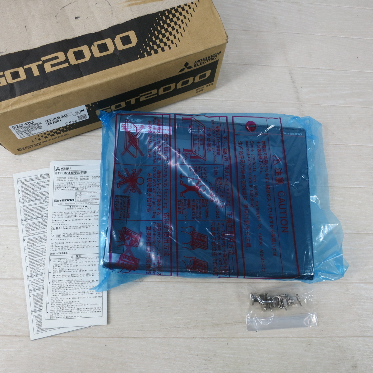未使用◇MITSUBISHI 三菱電機 タッチパネル GOT2000 GT2508-VTBA 未使用◇MITSUBISHI 三菱電機 タッチパネル GOT2000 GT2508-VTBA