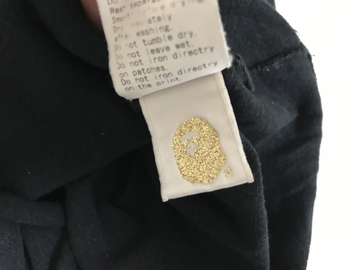 本物エイプAPEロゴ文字プリントコットン半袖TシャツメンズアメカジサーフビジネススーツストリートスケーターS黒ブラック日本製