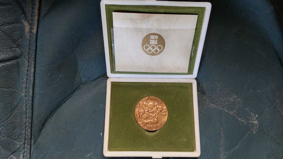 東京オリンピック 記念メダル 1964年 昭和３９年 昭和レトロ の画像3