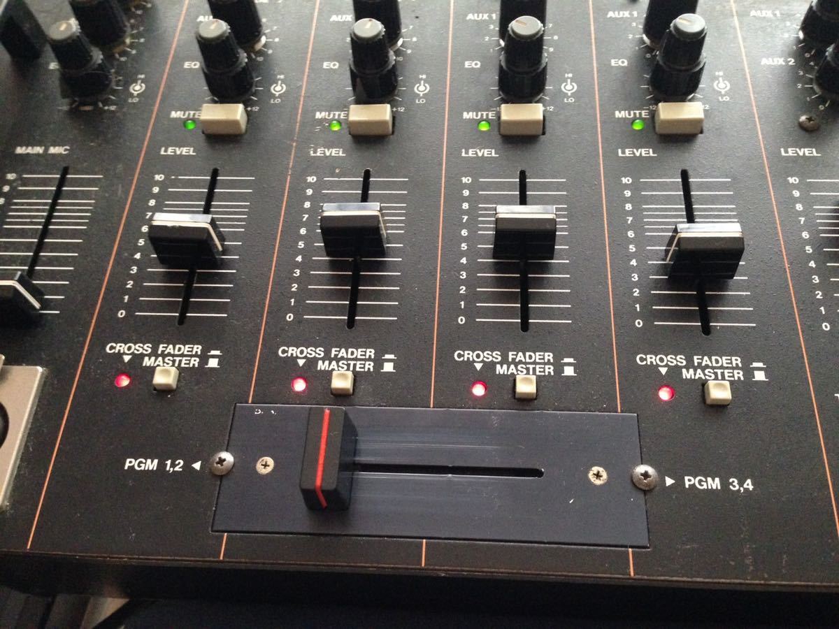 ベスタクスVestax PMC 30 MADE IN JAPAN1990年代ビンテージ ベスタクスVestax PMC 30 MADE IN JAPAN1990年代ビンテージ