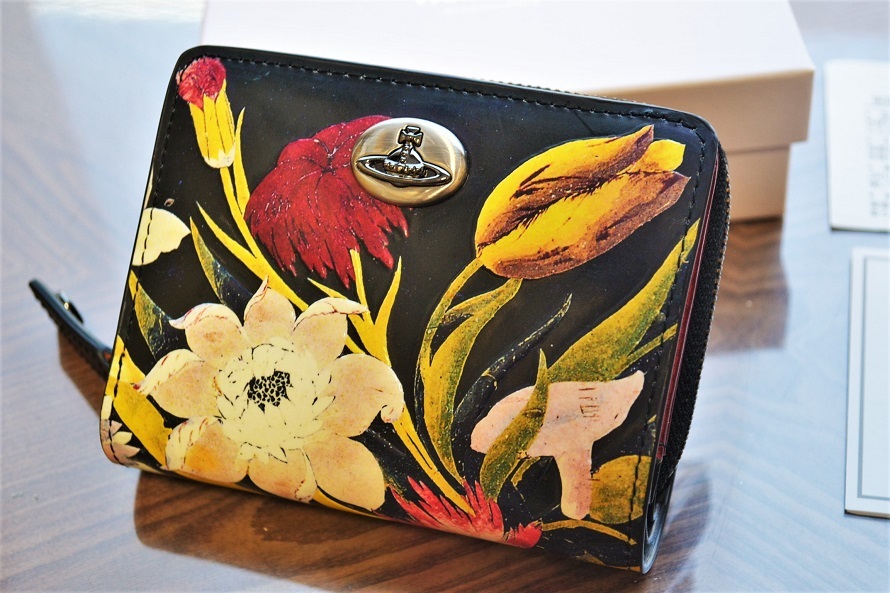 Vivienne Westwood ヴィヴィアンウエストウッド CAPRI FLOWER カーピフラワー ラウンドファスナー 二つ折り 財布 未使用