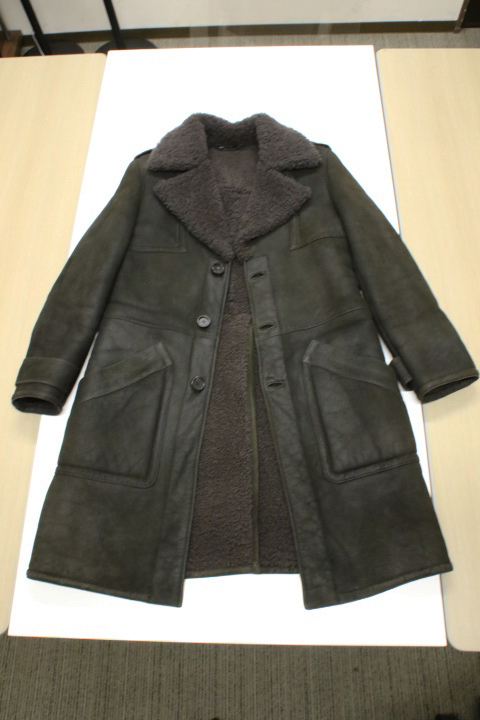 ❤コンタクト❤ 定価45万超 グッチ コート メンズ ダブルブレスト 黒