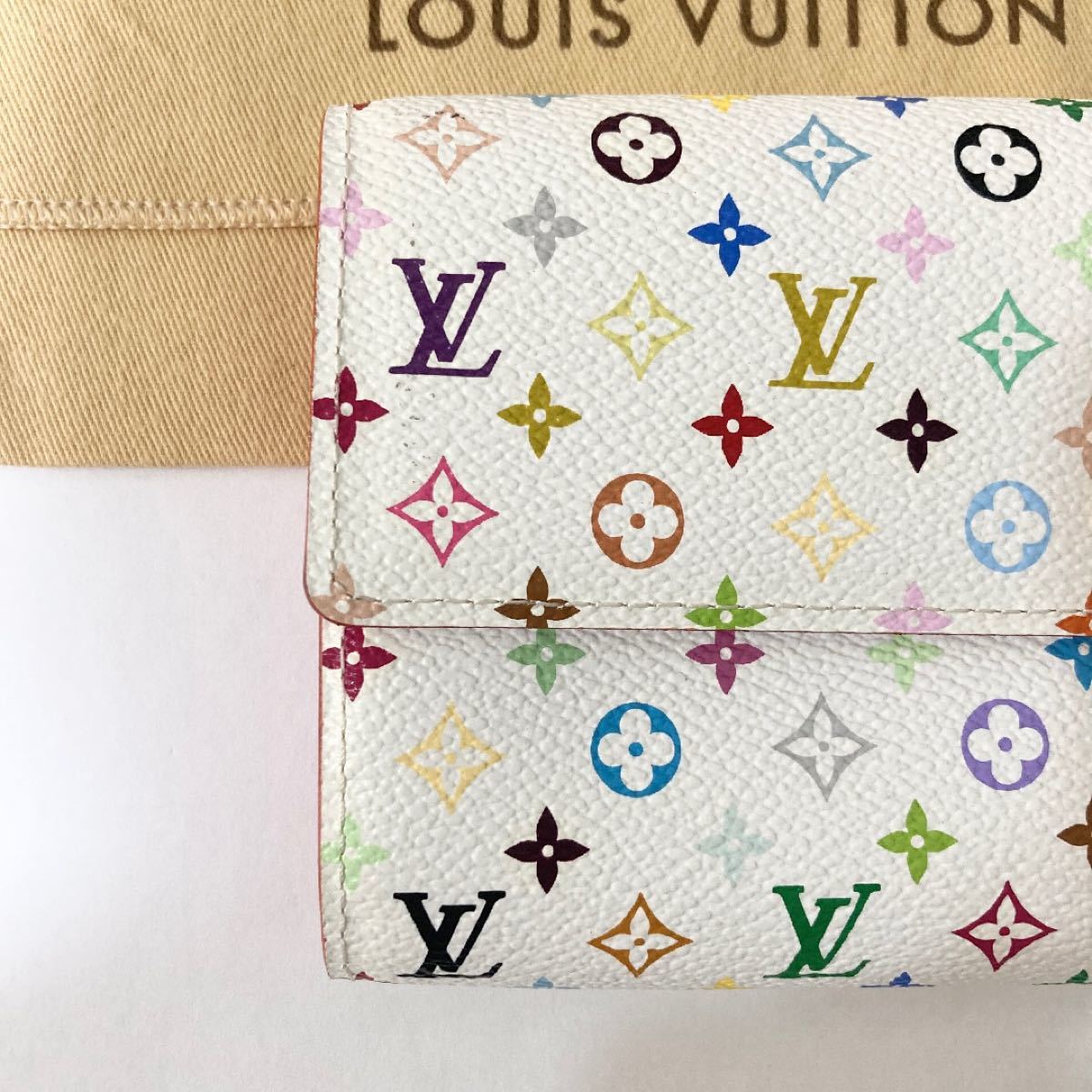 正規品】新品未使用 ルイヴィトン 長財布 内側ピンク マルチ 正規品】新品未使用 ルイヴィトン 長財布 内側ピンク マルチ