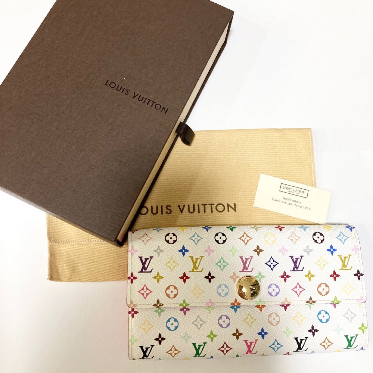 正規品】新品未使用 ルイヴィトン 長財布 内側ピンク マルチ 正規品】新品未使用 ルイヴィトン 長財布 内側ピンク マルチ