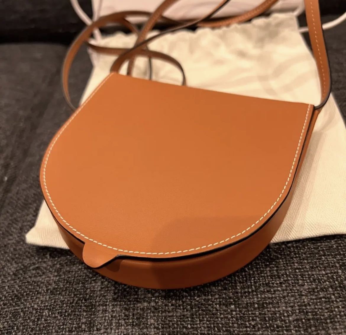 新品 ロエベ loewe ヒール ポーチ スモールバッグ ミニ LOEWE 新品 ロエベ loewe ヒール ポーチ スモールバッグ ミニ LOEWE