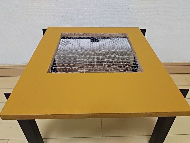 重箱巣箱台  280㎜用  ニホンミツバチ  スムシ暑さスズメバチ対策  鉄製台