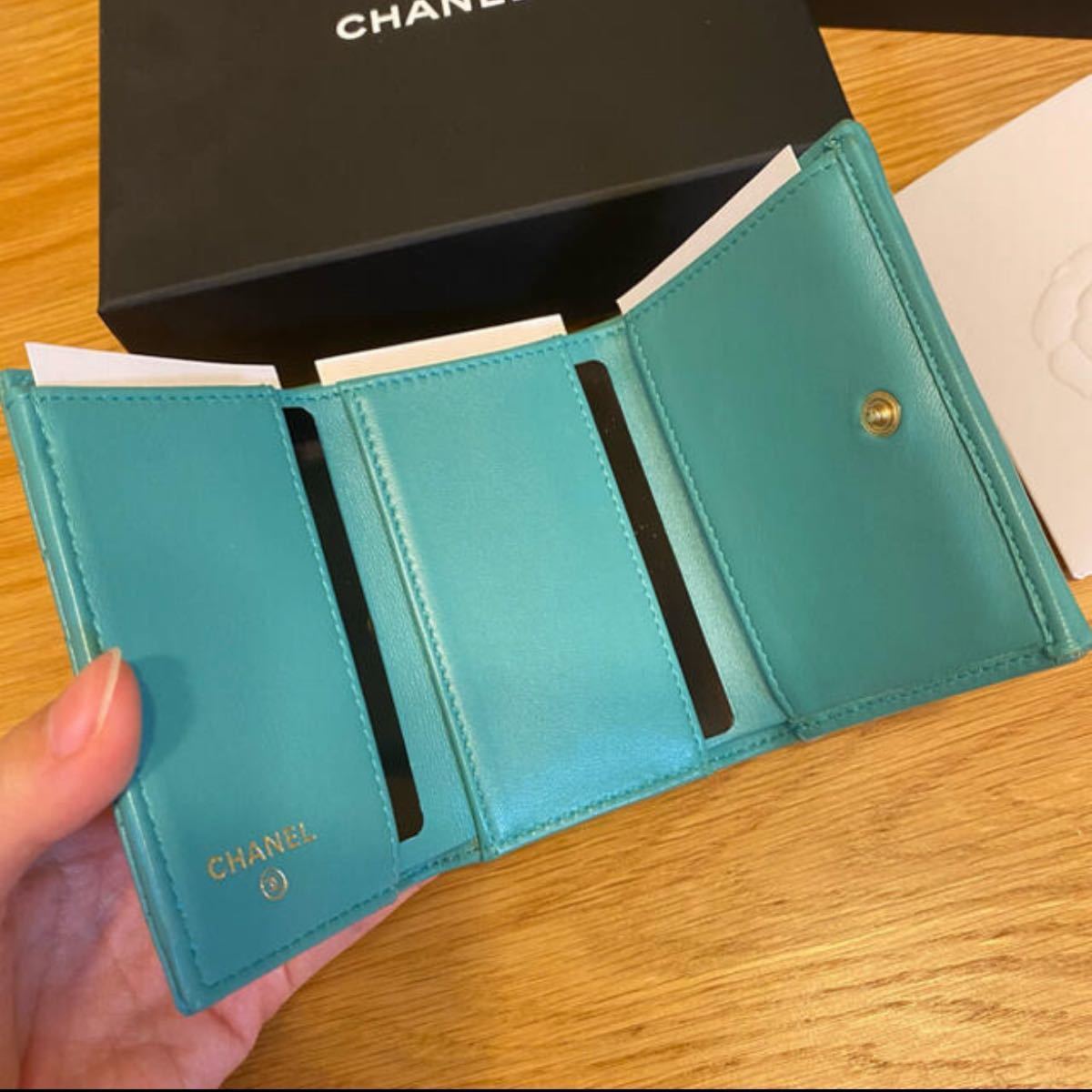 美品】CHANEL シャネル 三つ折り財布 コンパクト ウォレット 美品】CHANEL シャネル 三つ折り財布 コンパクト ウォレット