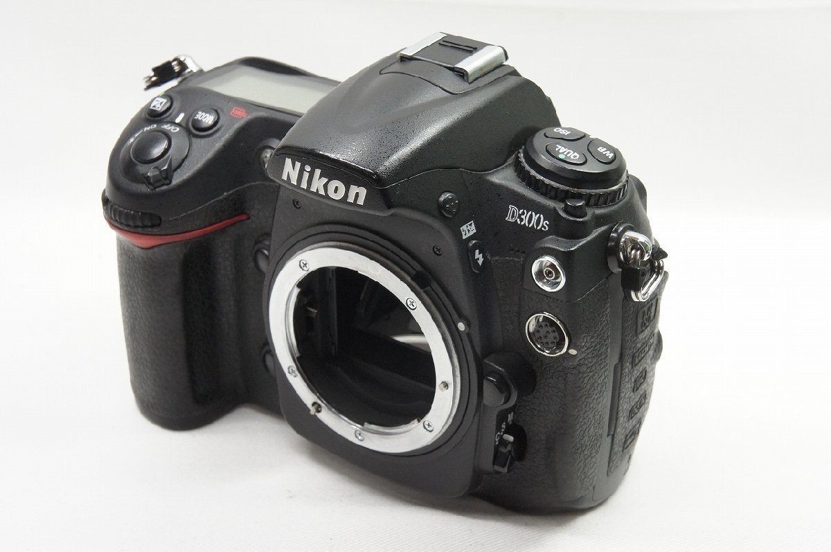 19840円 最大15%OFFクーポン Nikon ニコン 一眼レフ カメラ D300S ボディ